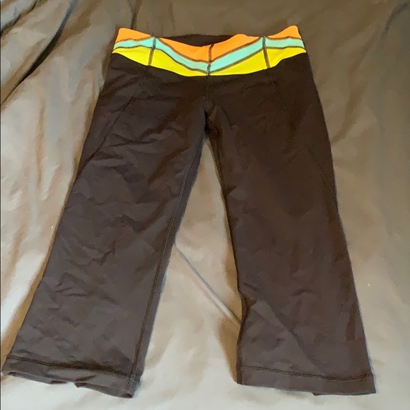 Lululemon capris - Picture 1 of 2